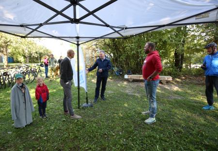 TEDEN TRAJNE MOBILNOSTI TRŽNICA JEZERO 05 FOTO LJUBO VUKELIČ